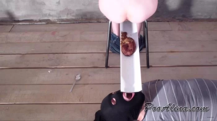 Pooalina - Alina Smelly Pooping After The Capped Fish [HD 720p / Femdom, Shitting]