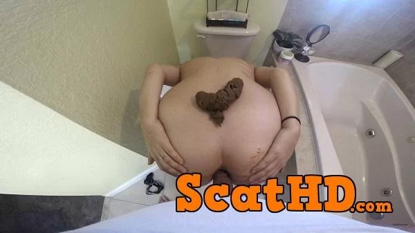 HotScatWife - Bent Over Toilet SHIT FUCK [FullHD 1080p / 1.43 GB]