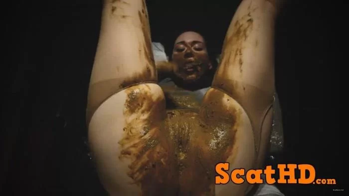 SweetBettyParlour (DirtyBetty) - MARVELOUS Insane UP Side DOWN Scat [FullHD 1080p / 711 MB]