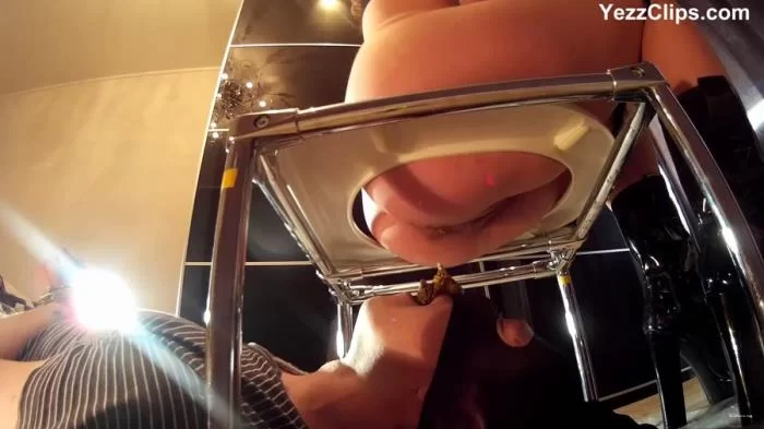 Princess Mia - Miranda Grace Scat Domination - Princess Mia and toilet slave [FullHD 1080p / 1.57 GB]