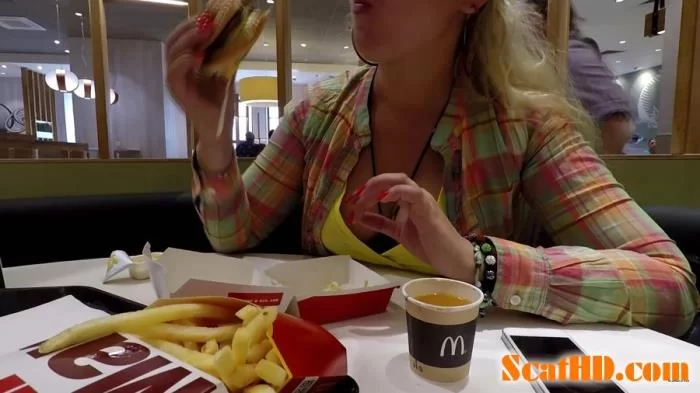 Janet - McDonalds Poop and Pee [FullHD 1080p / 1.44 GB]