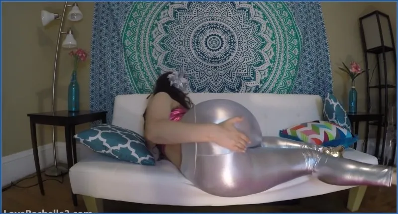 Love Rachelle's Dirty Solo - Loud Bubbly Farts - scat porn video at ScatSlave.net