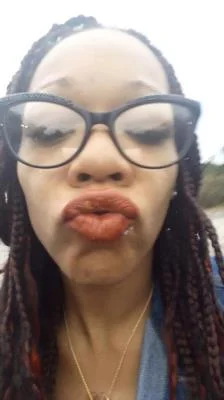 Ebony Public Poop: (UniElla) - Beach Shit [UltraHD 2K] (Poop, Solo)