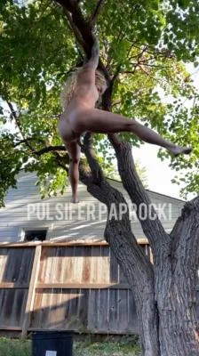 Outdoor Scat: (PulsiferPaprocki) - Hanging Tree Poop [HD 720p] (Big Pile, Outdoor)