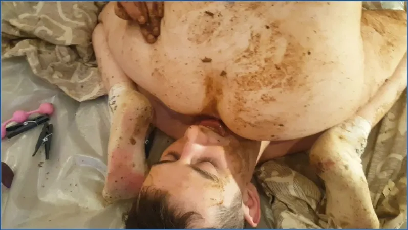 Astra Celestial: Christmas Shitty Massacre Part 5 - scat porn video at ScatSlave.net
