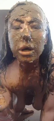 Mega Fart Girl: (LiliXXXFetish) - Dirty Shit Bottle Extreme Play [UltraHD 2K] (Pooping Girls, Milf)