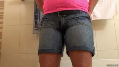 PJGirls.com Milada - Wet jeans [Full HD / fetish, Blonde]