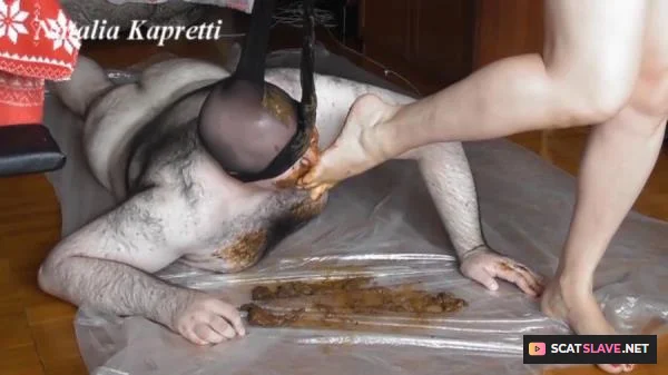 Femdom: (Natalia Kapretti) - Shit-Eater Know Your Place [FullHD 1080p] (790 MB)