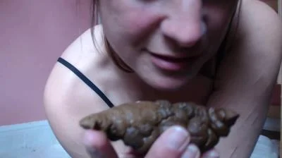 Chaturbate (Liglee) - Loving The Taste [FullHD 1080p] (Masturbation, Scat)