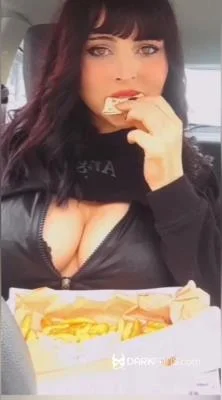 DarkFans (Domina Marbella) - French fry feeding time for slav [UltraHD 2K] (Domination, Spain)