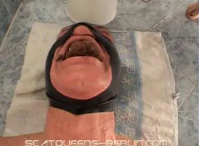 Scatqueens-Berlin (Lady Missy, Lucy Delunatic, Lady Katherina, Lisa Anderson) - Goofy Tag Scat [SD] (BDSM, Humiliation)