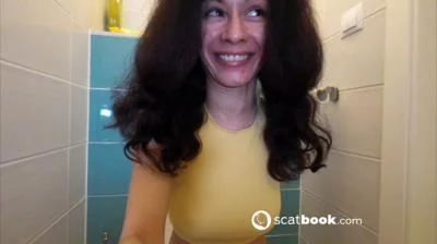 Scatbook: (Stacy Bloom) - Morning poo porcion, licking finger after my butt, licking toilet [UltraHD 4K] (Solo, Kaviar)