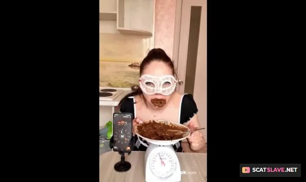 Speed shit eating with 3 loads [HD 720p / 536.57 MB]