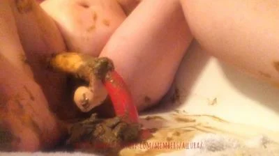 Scatshop (Allura) - Hotwife Allura Plays With Poop And Makes a Mess [FullHD 1080p] (BBW, Big Tits)