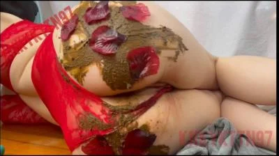 Defecation: (KnkyKttn97) - Red Flowers And Brown Poop [HD 720p] (Dildo, Teen)