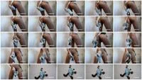 Scatbook (Ella Dearest aka Efro Ella) - ATTEMPTED FACE MASK POO [HD 720p] (8.52 MB) - ScatSlave