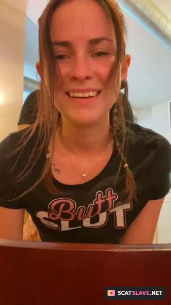 Scatbook: (LilButtLex) - Anal Piss First Half [UltraHD 2K] (1.43 GB)