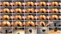 Markovna - A bunch of soft poop with discharge [UltraHD 4K / 1.54 GB] - ScatSlave
