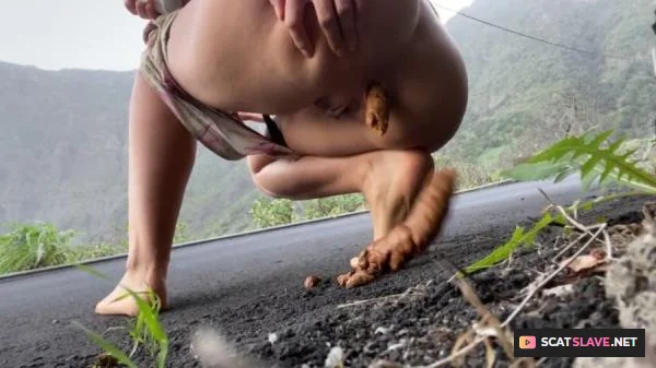 Scatshop (Linda aka VeganLinda) - Best Of CRAZY Poo Pee Canary Islands Part 2 [HD 720p] (1.80 GB)