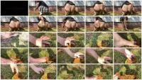 Scatshop (Layla Lee) - Layla’s FIRST Outdoor Poop [FullHD 1080p] (329 MB) - ScatSlave
