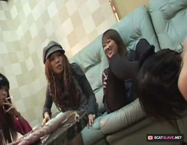 ShitGirls - Yapoo's Market 80 [DVDRip / 2.17 GB]
