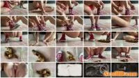 Marinayam19 - Red high top sneakers and shit [FullHD 1080p / 891 MB] - ScatSlave