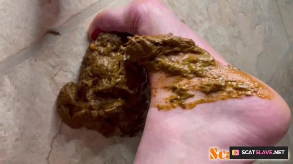 Sophia Sprinkle - UNREAL 1.5 Lb. Emergency Panty Poop [FullHD 1080p / 743 MB]