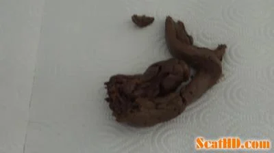 ShitGirl - HOTDIRTYIVONE [FullHD 1080p / Farting, Defecation]
