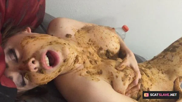 Smearing: (Jessica) - Playing With My Boyfriends Sexy Naked Girl Giant Poo [HD 720p] (449 MB)