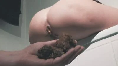 Filthygrid (Mia Skye aka MiaRoxxx) - A Shit In a Customers Hand [HD 720p] (Germany, Solo)