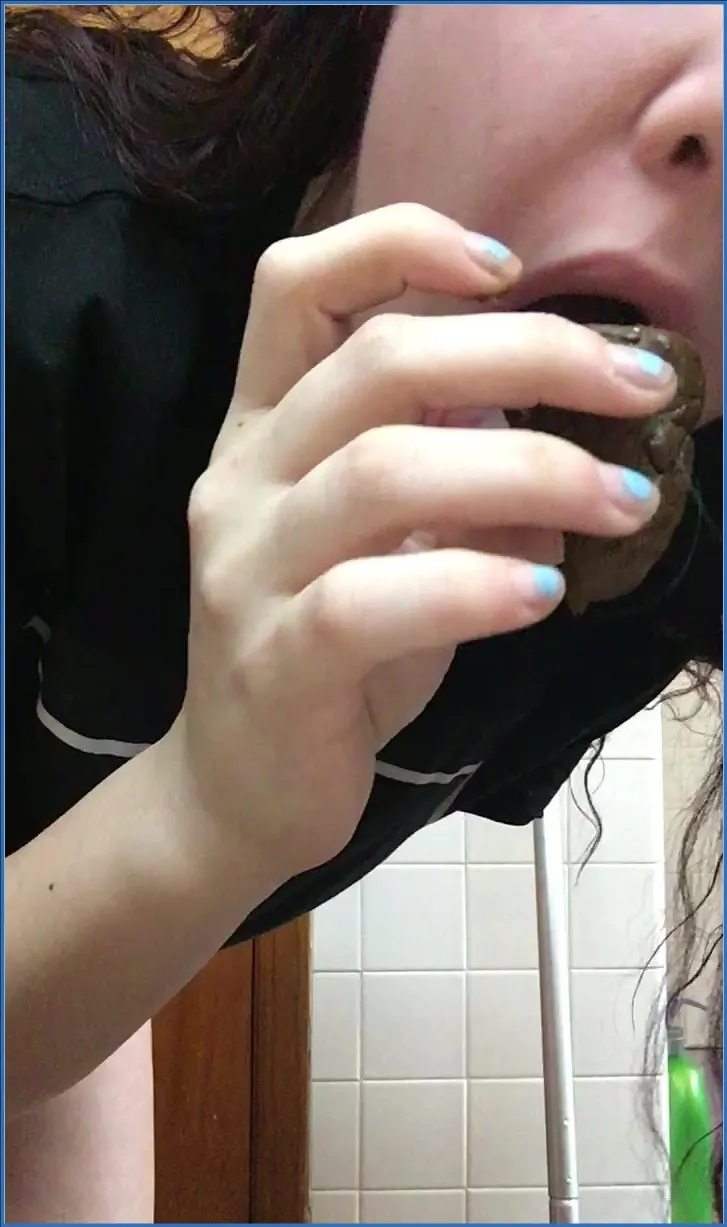 Scat Domination - Scatqueen420 in Favorite Snack - scat porn video at ScatSlave.net