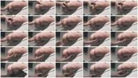 Filthygrid (Mia Skye aka MiaRoxxx) - A Shit In a Customers Hand [HD 720p] (6.85 MB) - ScatSlave
