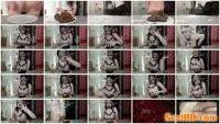 ScatLina - I eat shitty womit (part 1) [FullHD 1080p / 1.15 GB] - ScatSlave