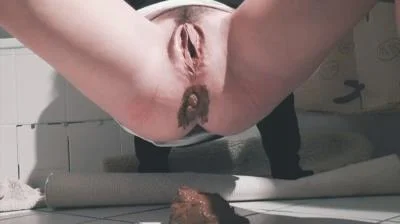 Filthygrid (Mia Skye aka MiaRoxxx) - Mess In The Bathroom [HD 720p] (Dirty Anal, Defecation)