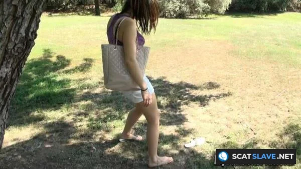 Marcy's boobs in the park - marcy part2 [HD / 737.1 MB]