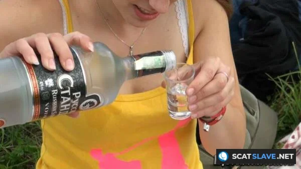 Your favorite wild and drunk girls are here for you [HD / 742 MB]