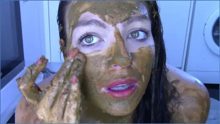 Evamarie88 - 10 Loads Extreme Smear, Solo, Piss - scat porn video at ScatSlave.net