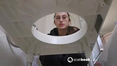 Scatbook - Scatting Girl 01 [HD 720p] 58.4 MB