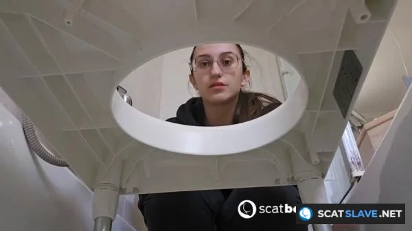 Scatbook - Scatting Girl 01 [HD 720p] 58.4 MB