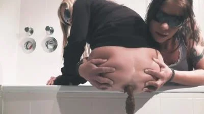 Filthygrid.com: (Mia Skye aka MiaRoxxx) - Hold My Ass And I Shit For You [HD 720p] (18.8 MB)