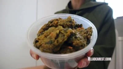 Scatbook.com - VEGGIE DELIGHT [HD 720p] 29.4 MB