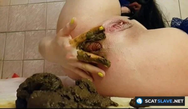 Scatshop.com - A little fingering…and a lot of shit and smear [FullHD 1080p] 1.51 GB