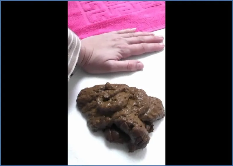 Kim Koettbullar's Solo Showing: Scat, Kaviar, and Coprophagia (Germany) HD 720p - scat porn video at ScatSlave.net
