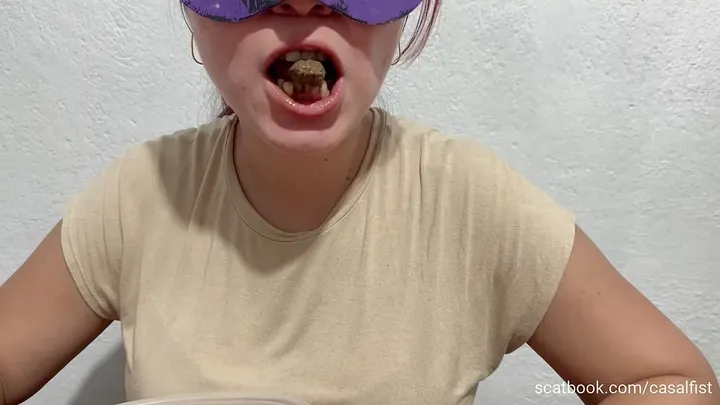 Casal Fist Fill a Container with Kaviar Scat Mess - Couple - scat porn video at ScatSlave.net
